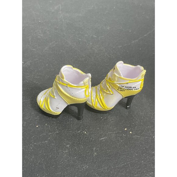 Rainbow High Doll Miniature High Heel Shoes Yellow & White - Picture 4 of 4